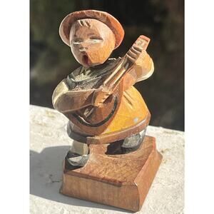 ANRI? wood carving Italy, cute little Singer Guitar player vintage folk art